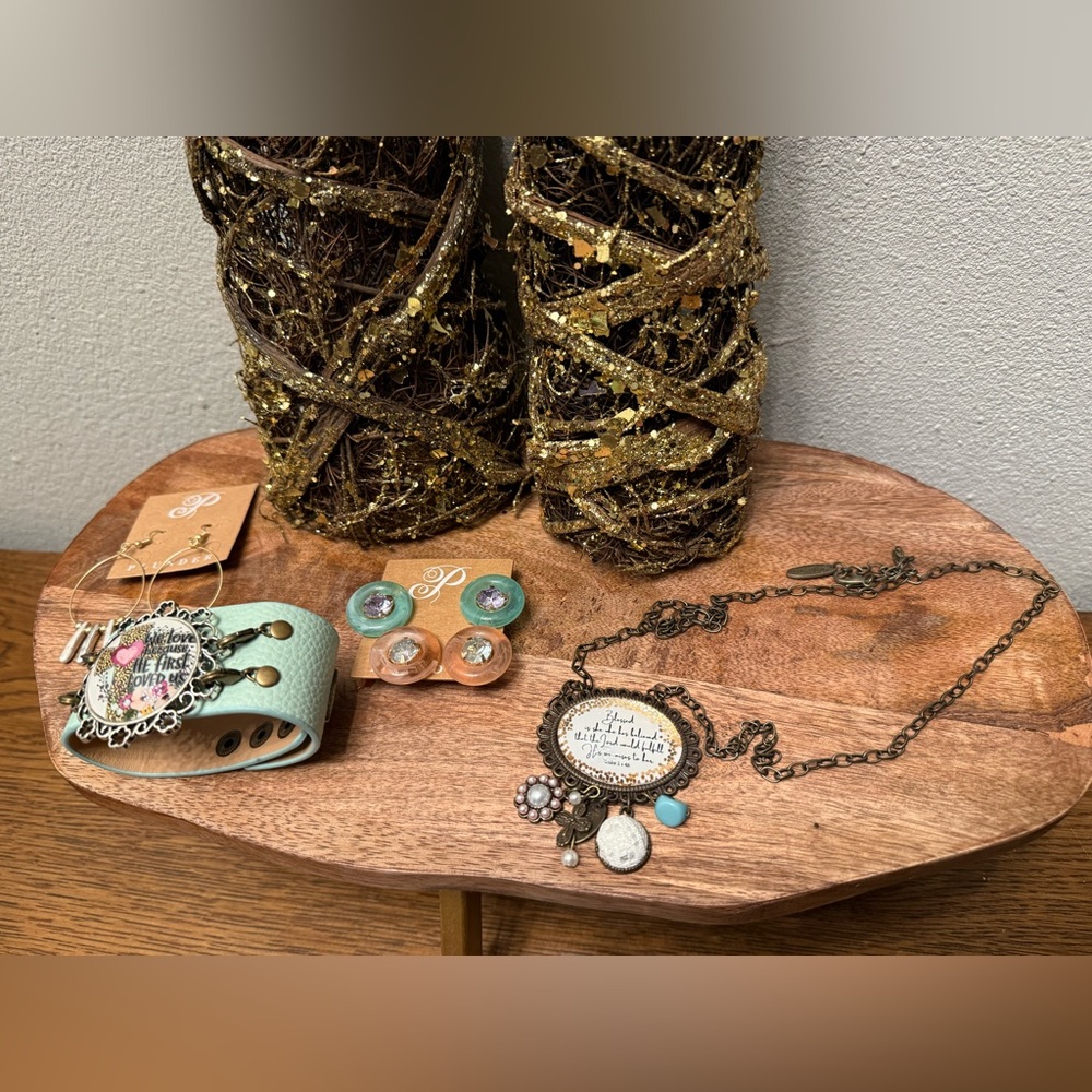 Bohemian Necklace and Bracelet Set